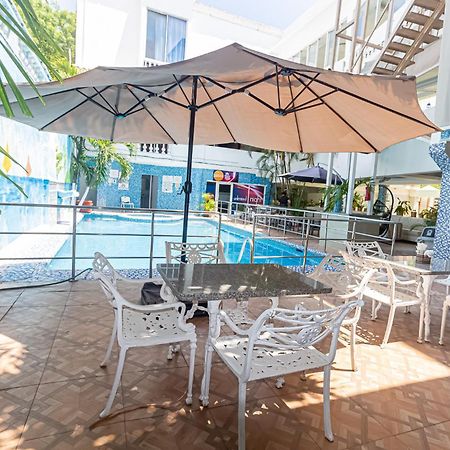 Hotel La Casona Dorada Санто-Доминго Экстерьер фото