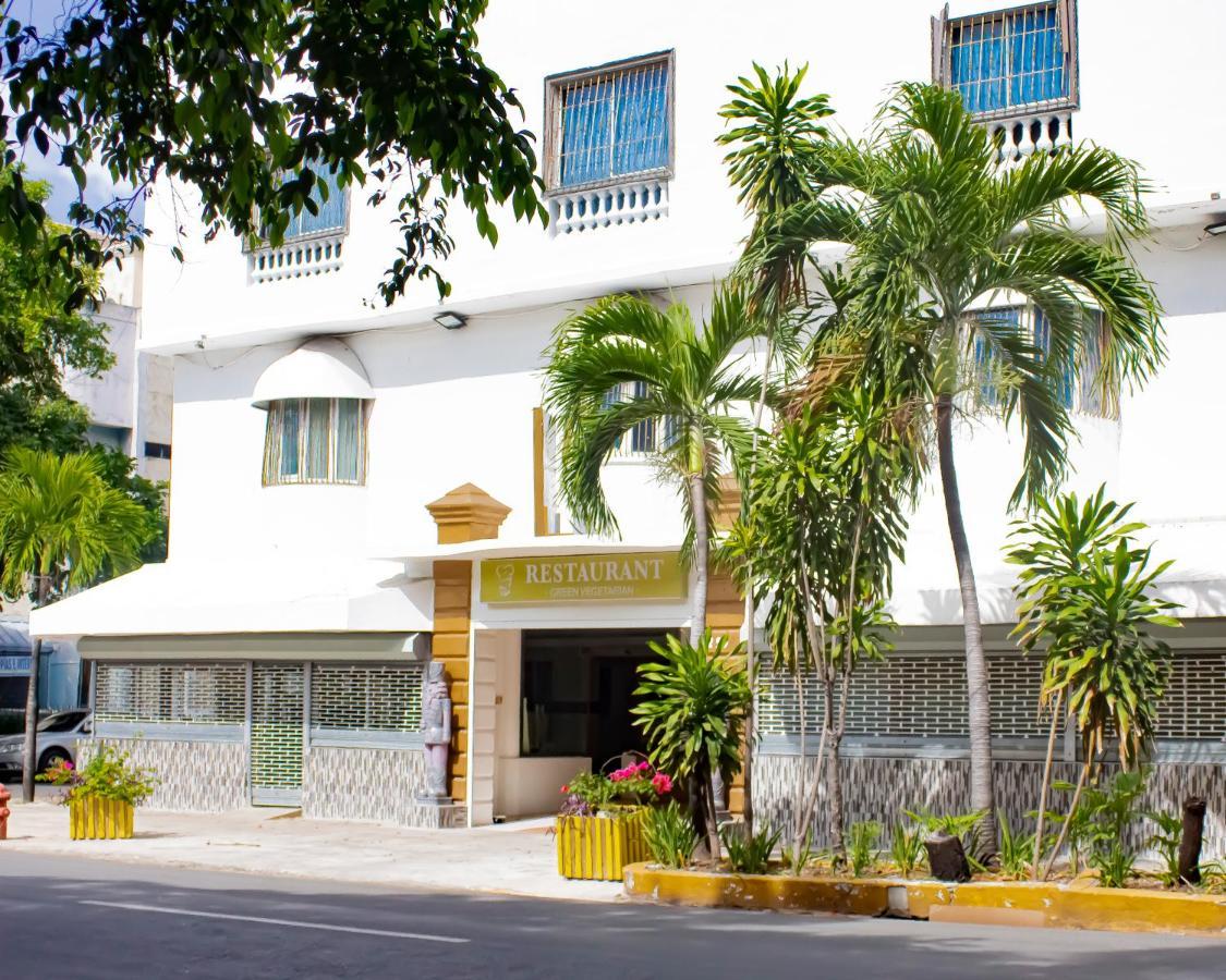 Hotel La Casona Dorada Санто-Доминго Экстерьер фото