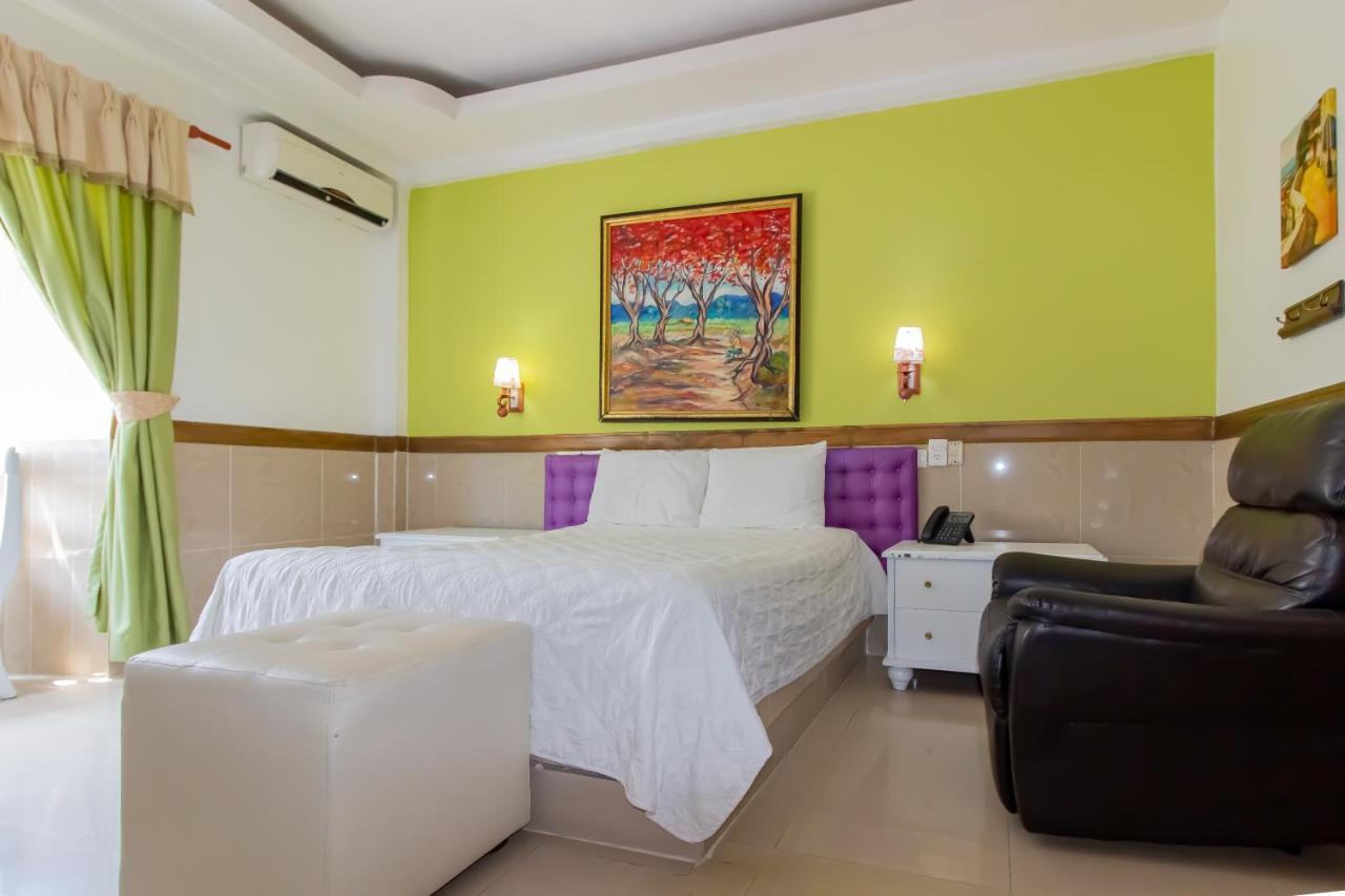 Hotel La Casona Dorada Санто-Доминго Экстерьер фото