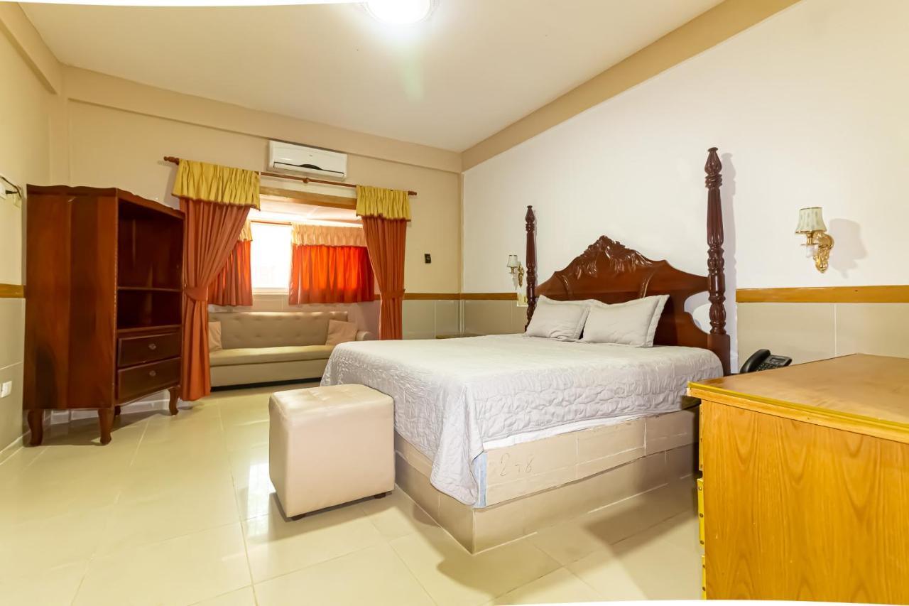 Hotel La Casona Dorada Санто-Доминго Экстерьер фото