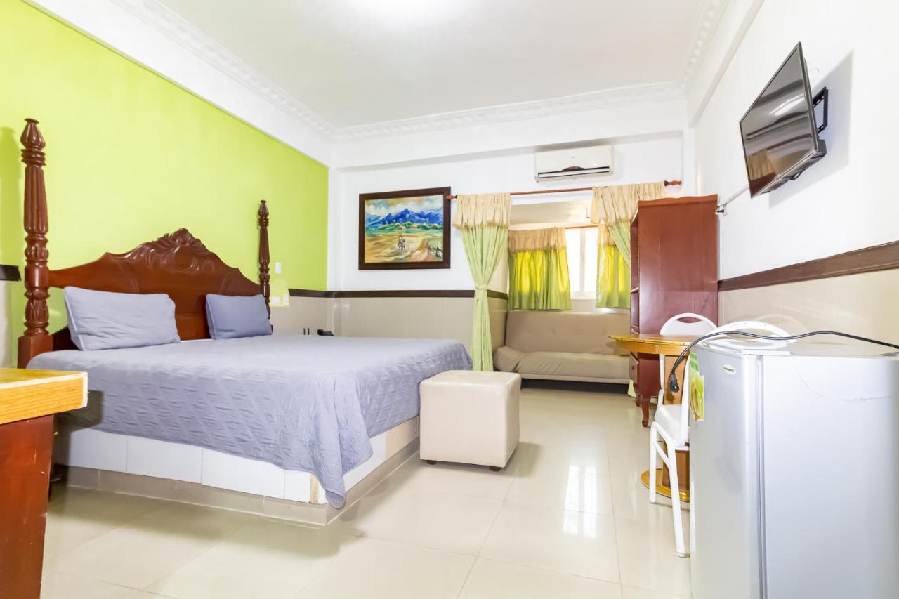 Hotel La Casona Dorada Санто-Доминго Экстерьер фото